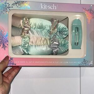 Kitsch Satin Heatless Styling Set in Mint and Silver